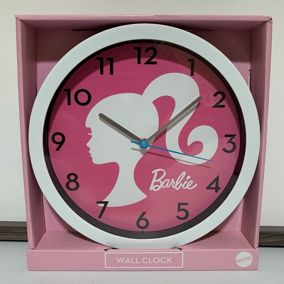 Mattel Barbie Analog Wall Clock-NIB - Picture 1 of 5